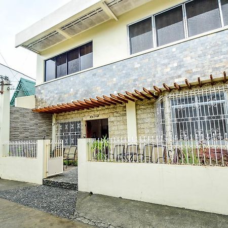 Kalibo Hotel Екстериор снимка