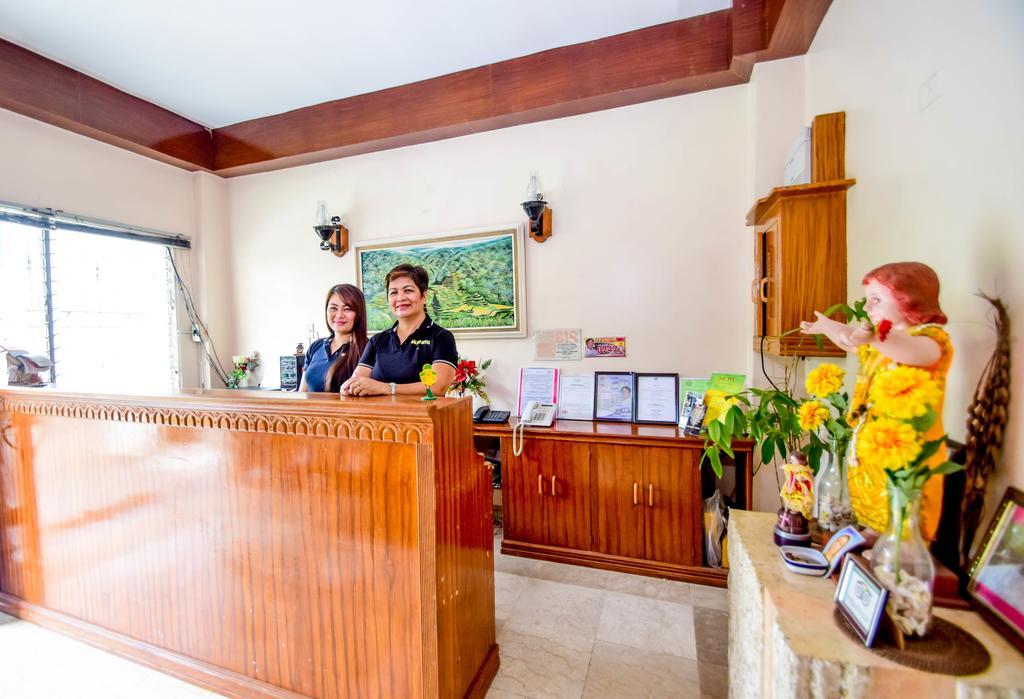 Kalibo Hotel Екстериор снимка