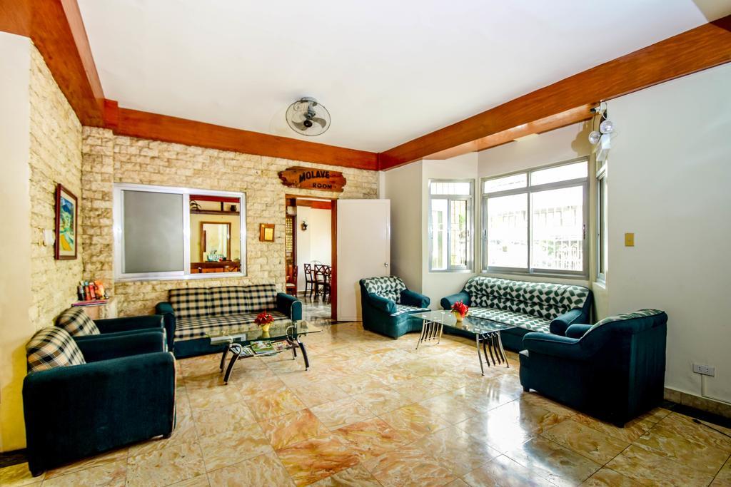 Kalibo Hotel Екстериор снимка